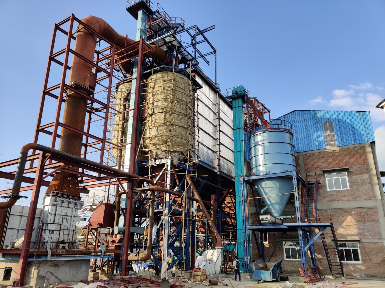 Electrified Gravel Bed Precipitator